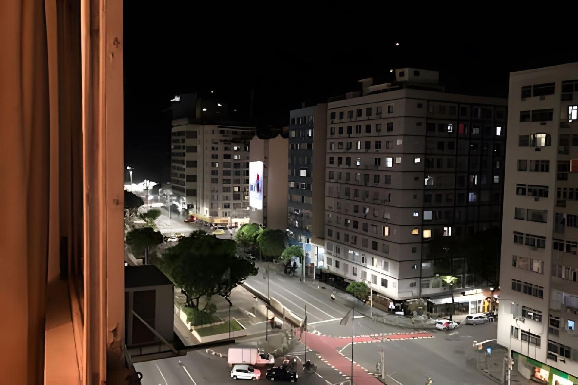 Apartamento Em Copacabana Com Vista Lateral Do Mar 里约热内卢 外观 照片