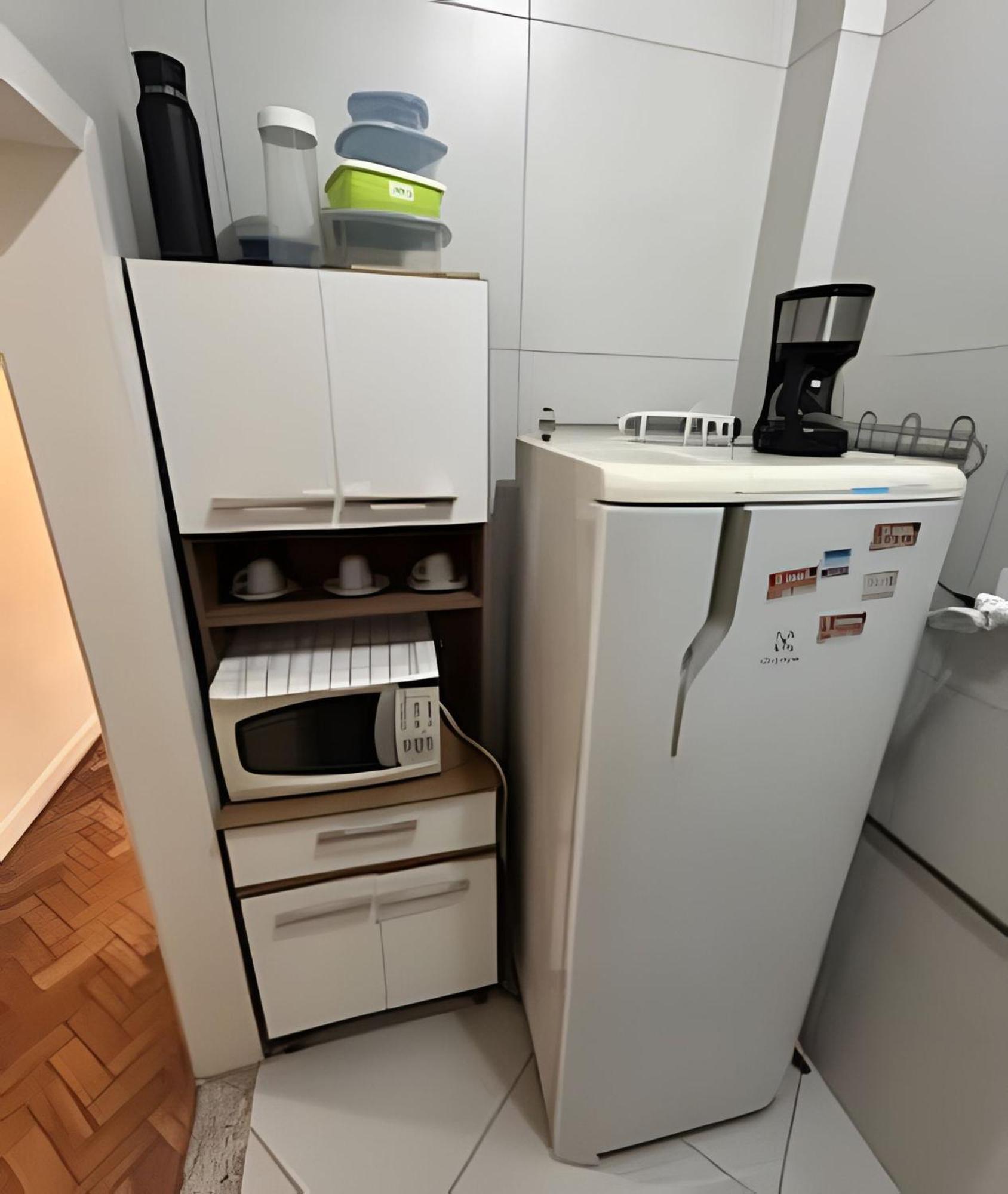 Apartamento Em Copacabana Com Vista Lateral Do Mar 里约热内卢 外观 照片